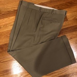 Brooks Brothers Men's dark tan dress pants size 40W 30L